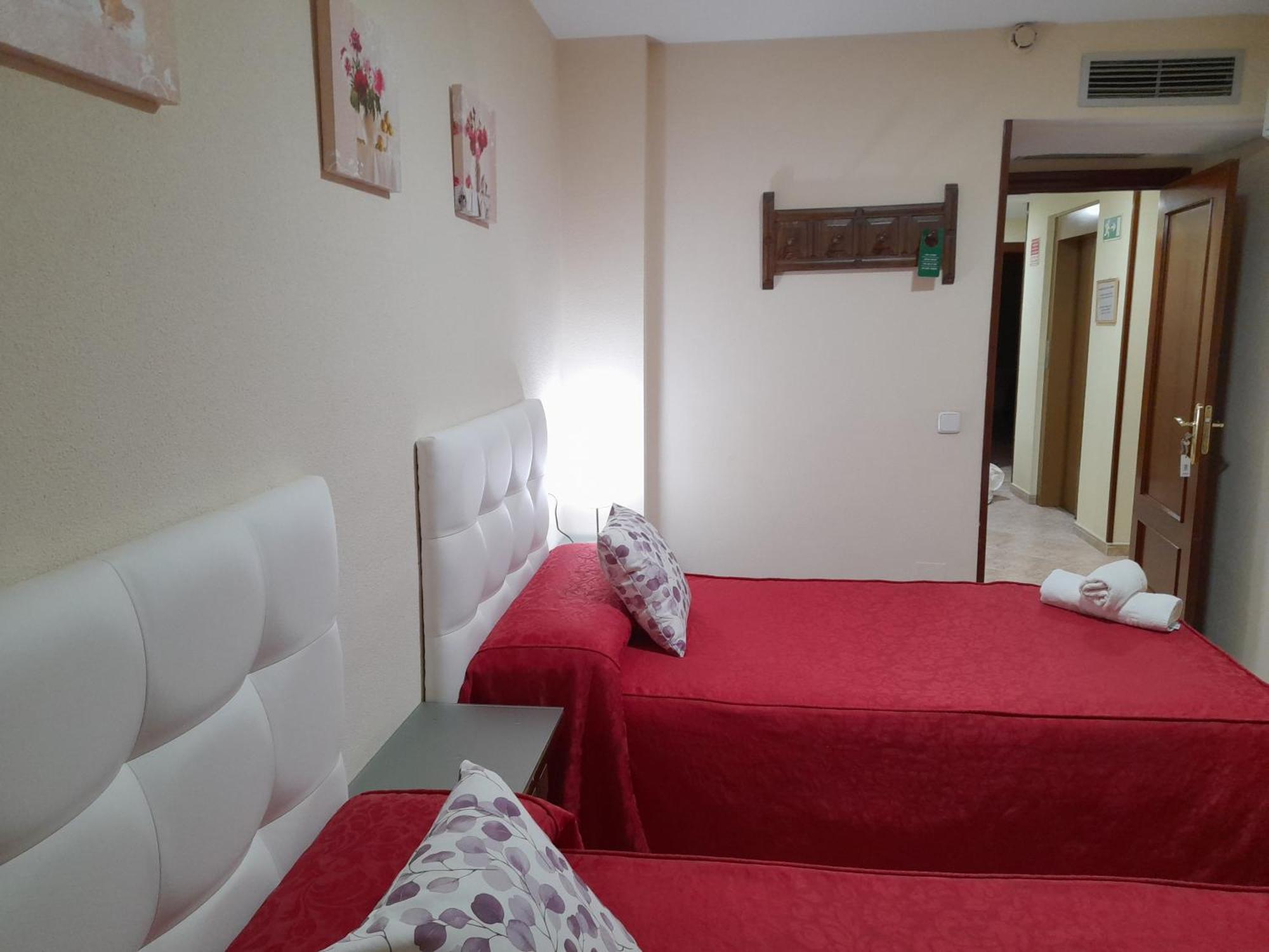 Hostal San Roque Guadalajara Ngoại thất bức ảnh