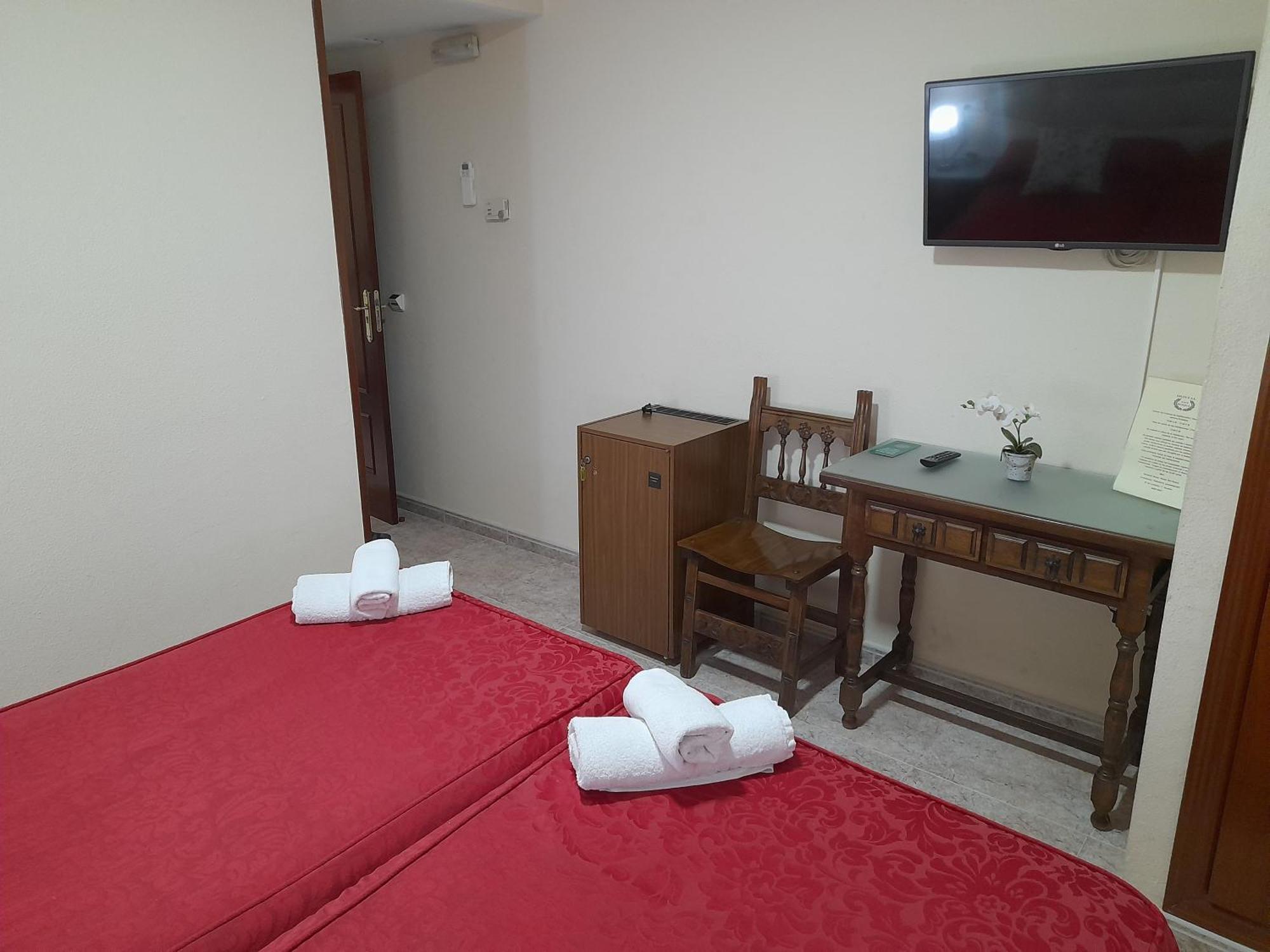 Hostal San Roque Guadalajara Ngoại thất bức ảnh
