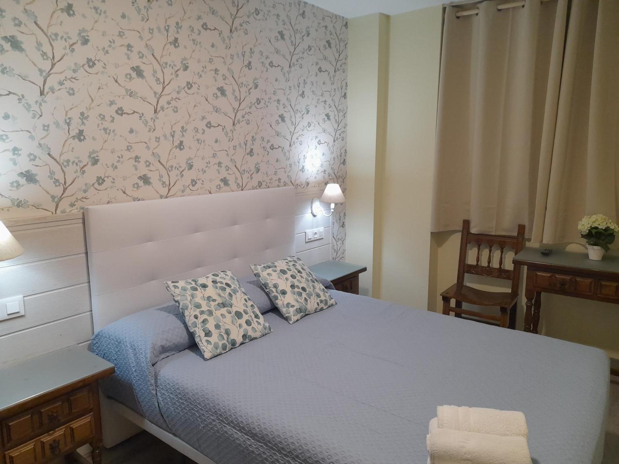 Hostal San Roque Guadalajara Ngoại thất bức ảnh