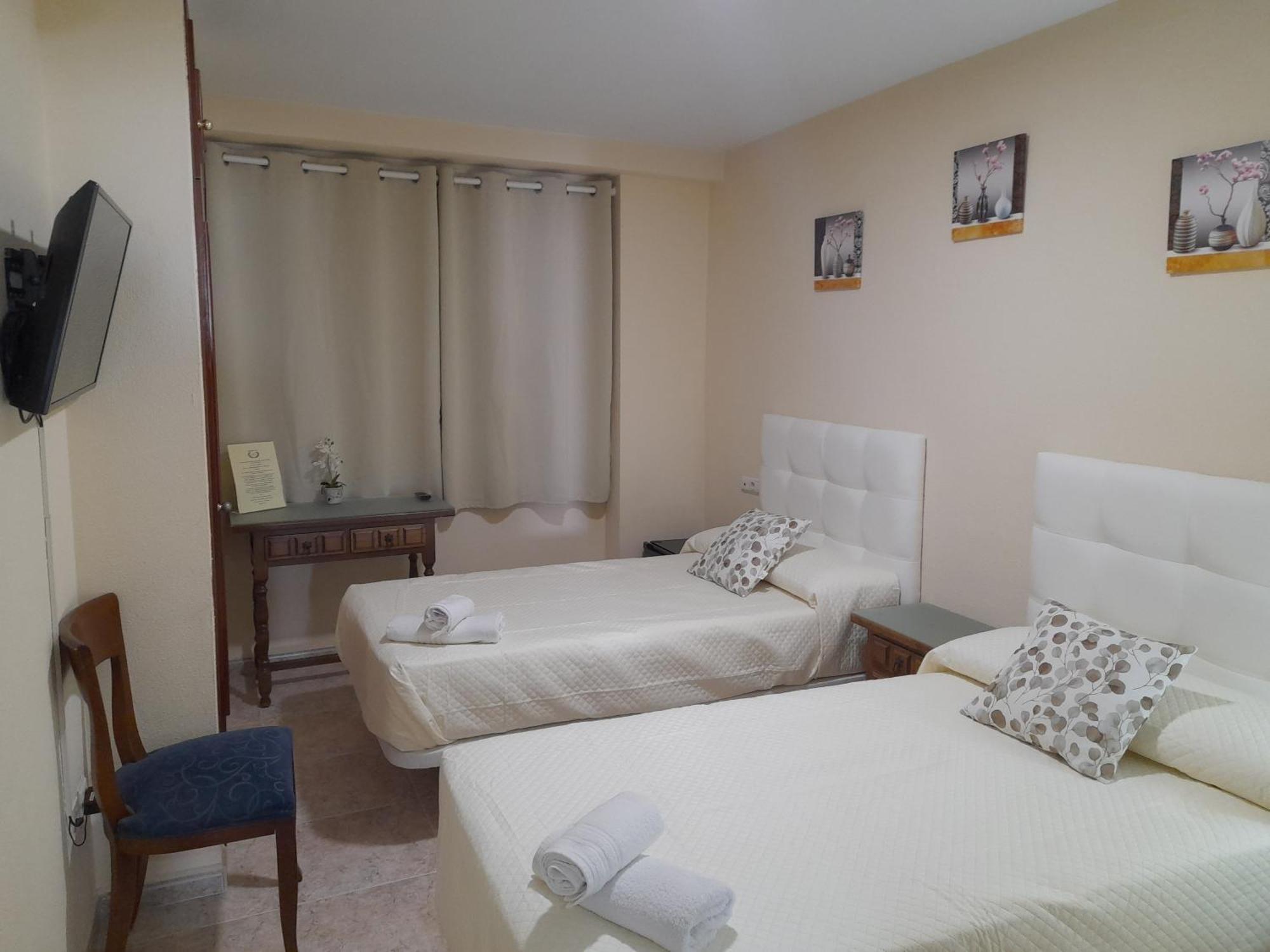 Hostal San Roque Guadalajara Ngoại thất bức ảnh